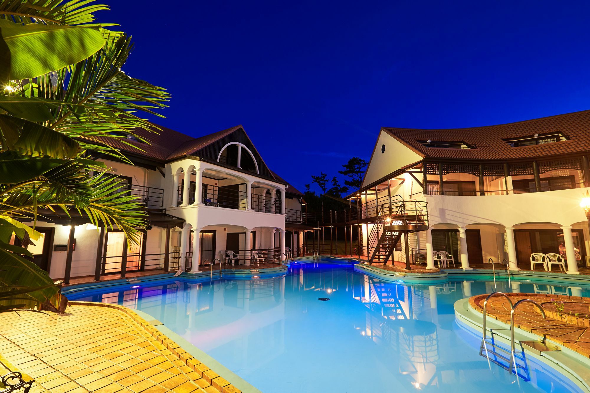 The Pool Resort Villa Ichigoichie Onna Zewnętrze zdjęcie